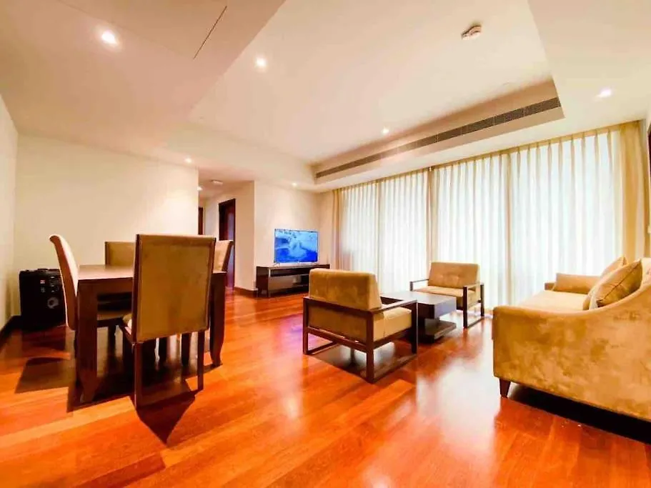 Brand New Water Front Luxury Cinnamon Suites Apartment In Heart Of Colombo City Sri Lanka