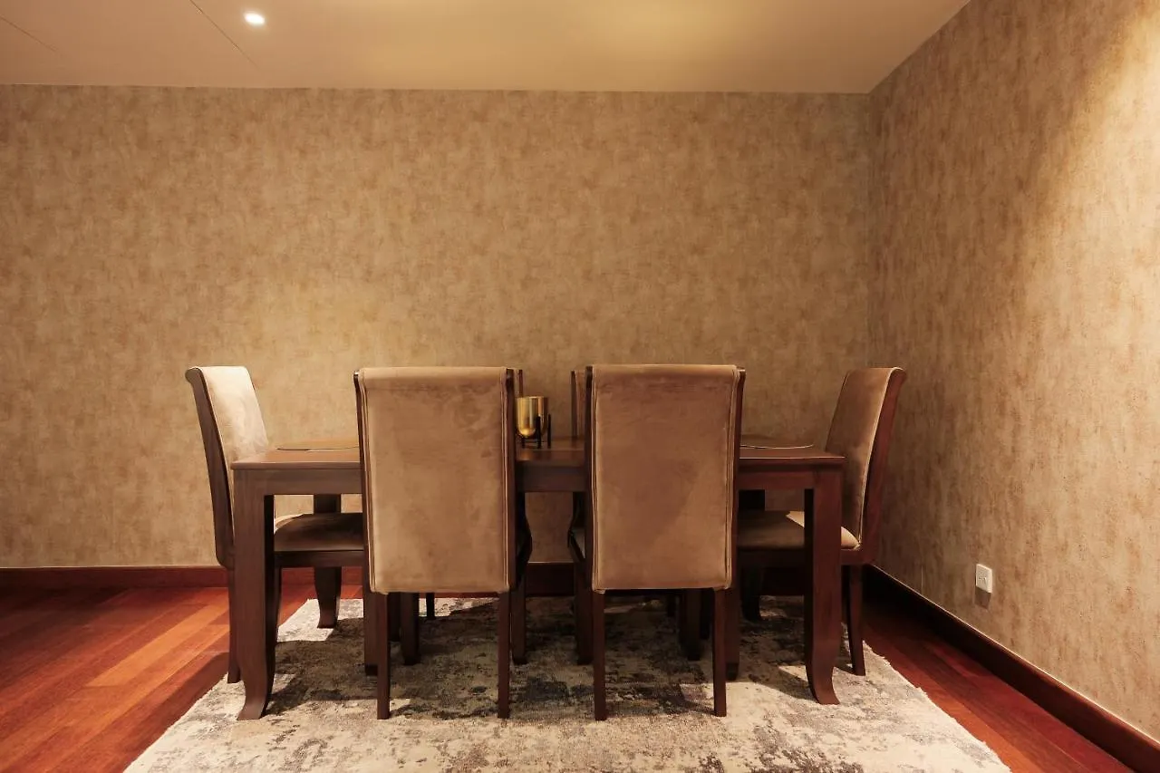 Brand New Water Front Luxury Cinnamon Suites Apartment In Heart Of Colombo City 0*,