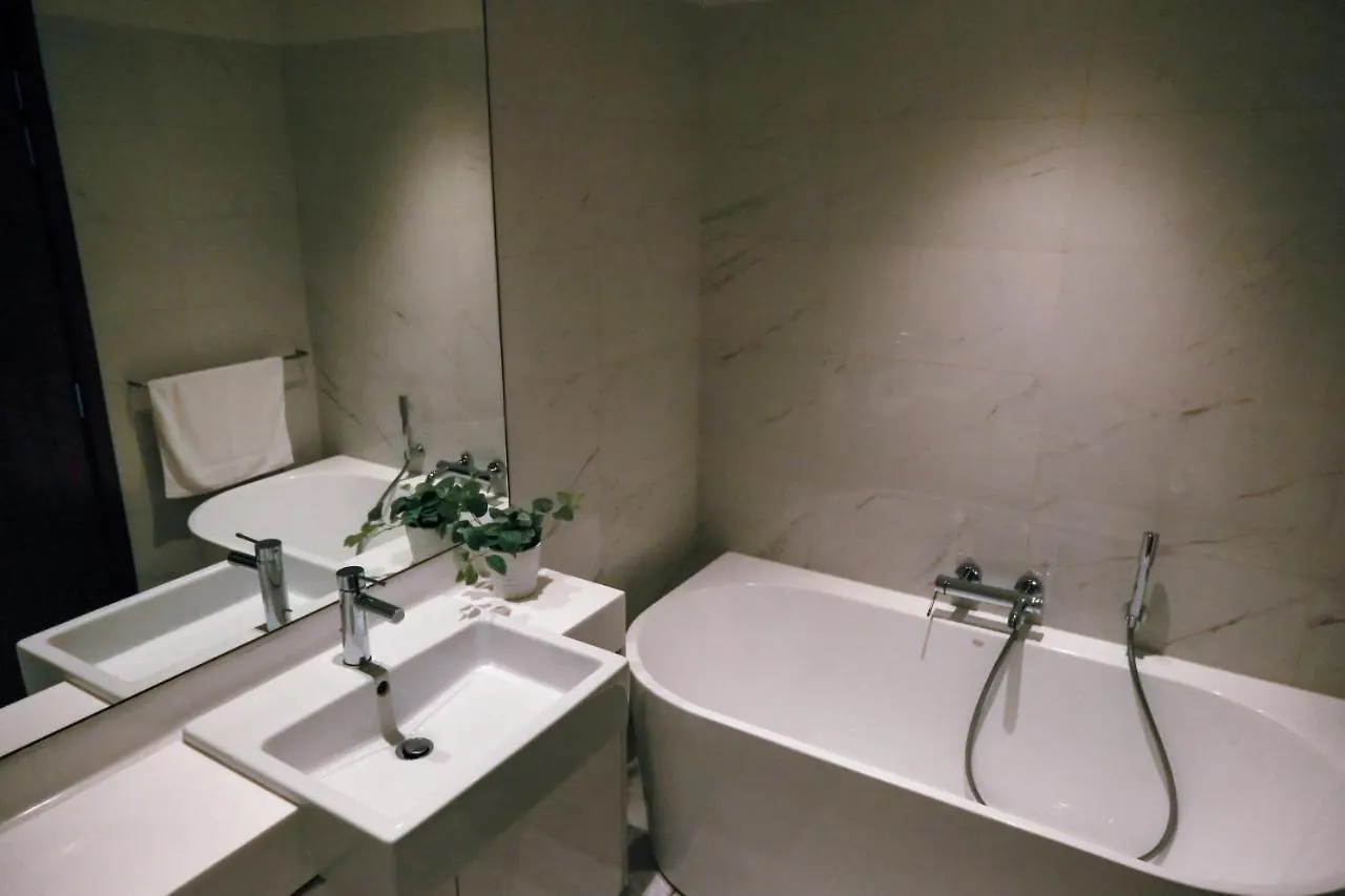 Brand New Water Front Luxury Cinnamon Suites Apartment In Heart Of Colombo City 0*,  Sri Lanka