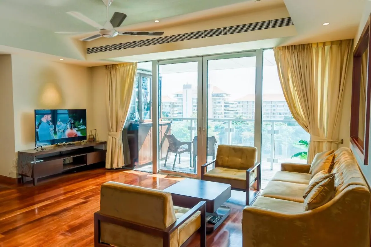 Brand New Water Front Luxury Cinnamon Suites Apartment In Heart Of Colombo City
