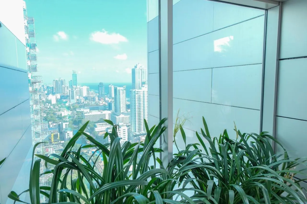 Brand New Water Front Luxury Cinnamon Suites Apartment In Heart Of Colombo City 0*,