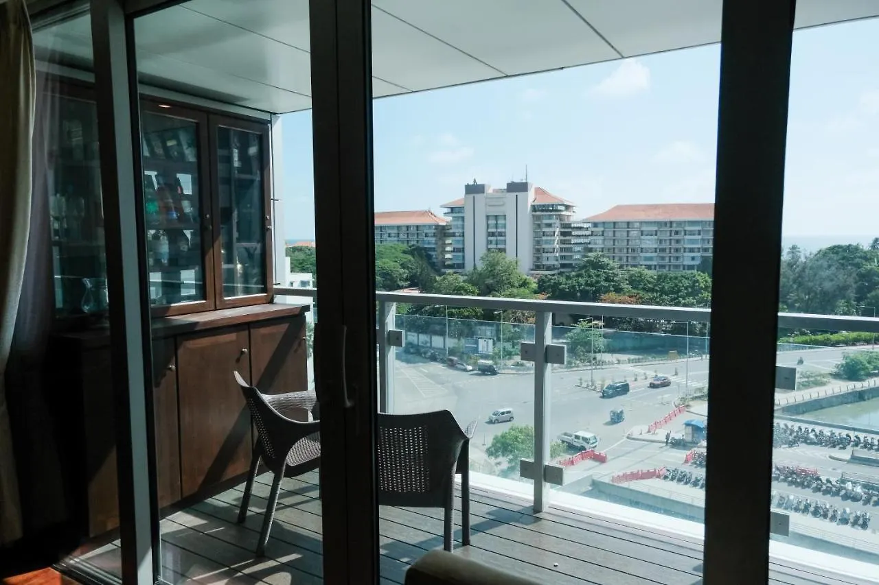 Brand New Water Front Luxury Cinnamon Suites Apartment In Heart Of Colombo City